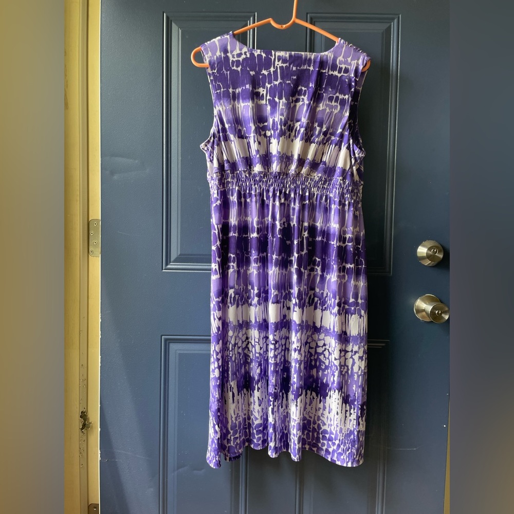 Yvos, stretchy dress, ladies, XL. Summer or add boots/Jean jacket for fall! - Picture 2 of 4